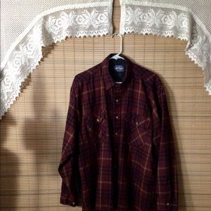 Alpine Trail flannel shirt. Red/gold plaid